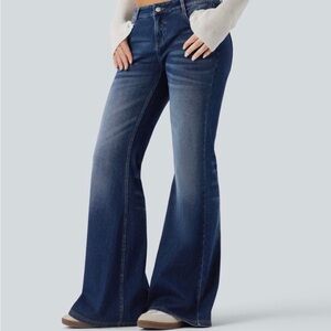 Halara Flex Low Rise Flare Washed Casual Jeans with Pockets! NWOT! Petite Small